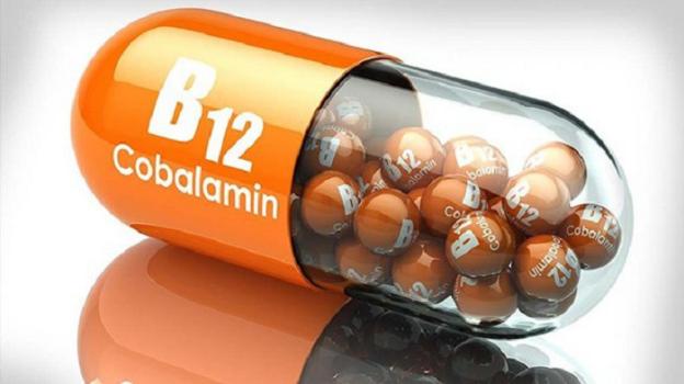 Thiếu vitamin B12 có phải là nguyên nhân gây rụng tóc không?