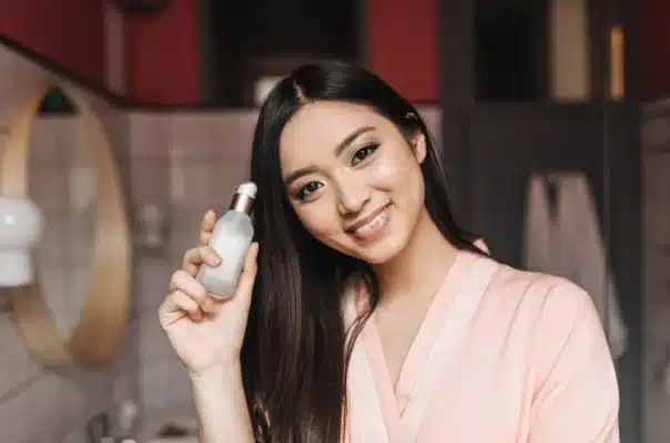 Lựa chọn dầu gội ngăn rụng tóc theo tính chất da đầu